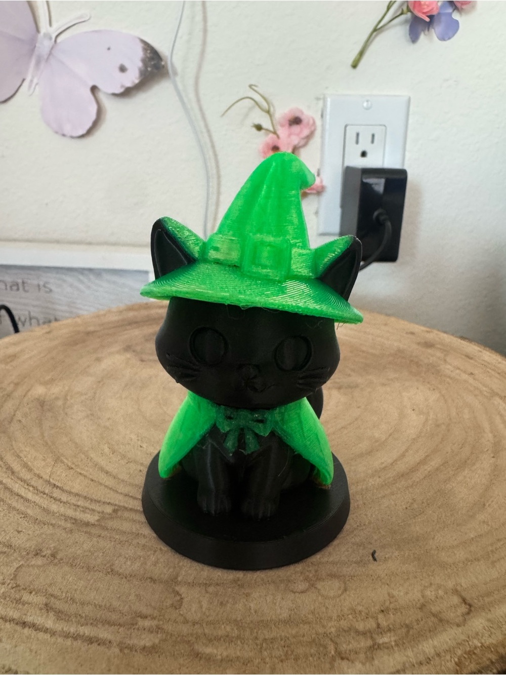 Black Cat Figurine with Green Witch Hat and Cape - deco